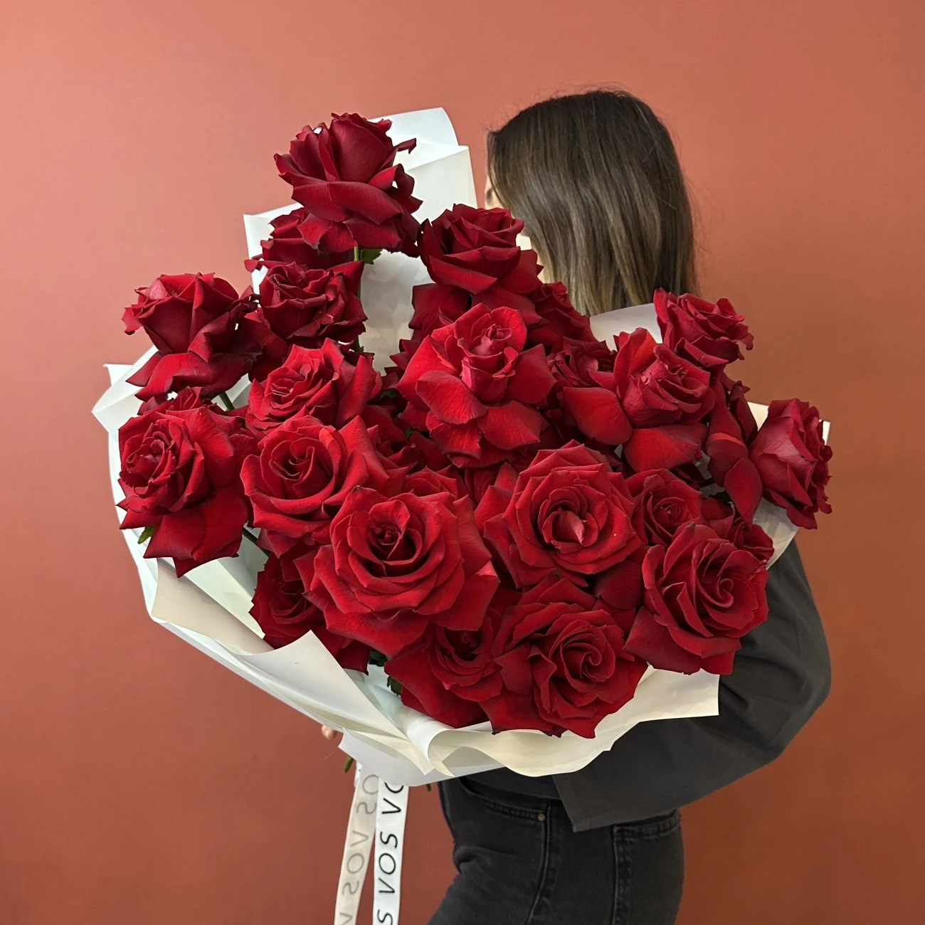 Vos Mono No.12 (31 Kırmızı Ekvator Gülü)