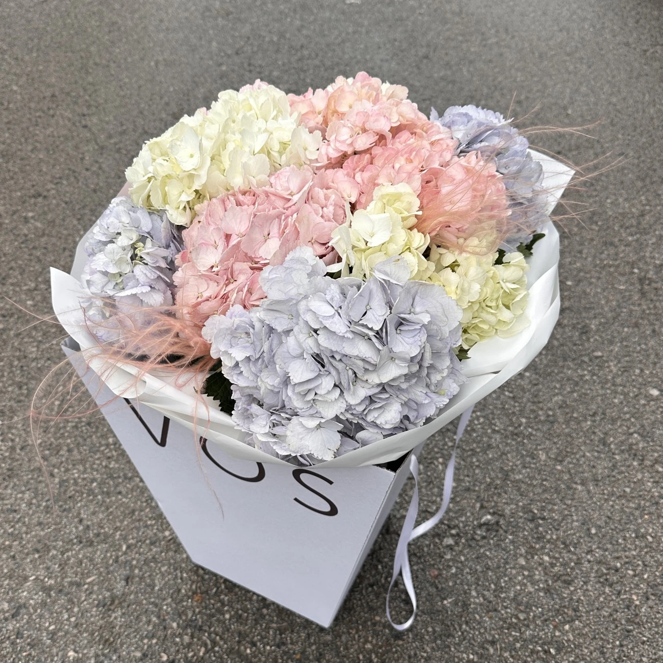 Vos Mono No.16 (11'li Ortanca Buketi)